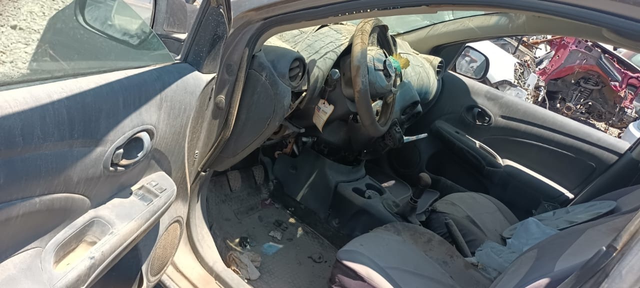  Nissan VERSA 2012    EN DESARME